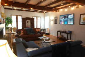 Beautiful Three Bedroom Home in Historic Riverside Terrace, Houston!